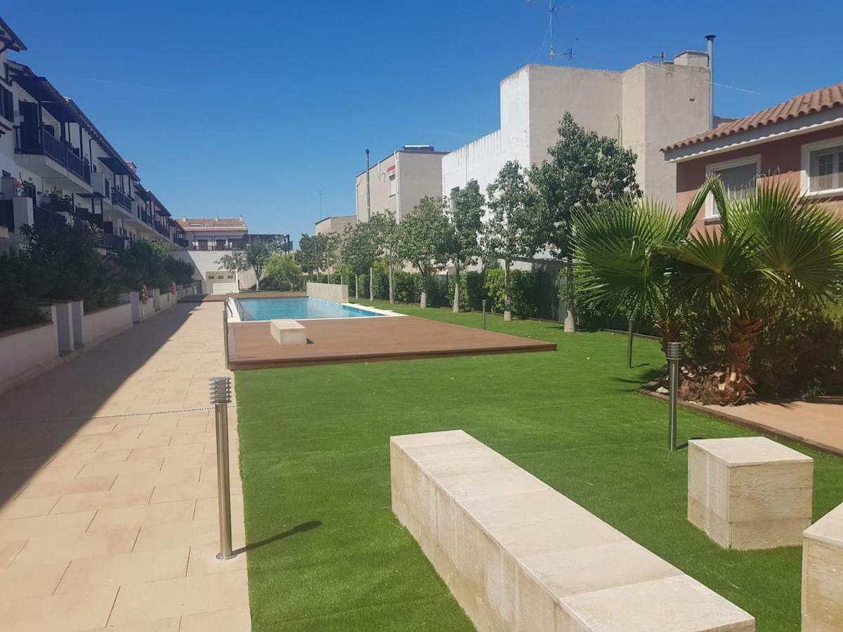 Apartament Residencial Delta Garden'S Sant Jaume d'Enveja Zewnętrze zdjęcie